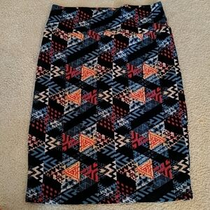 Geometric Patterned Cassie LuLaRoe Bodycon Skirt Size Small